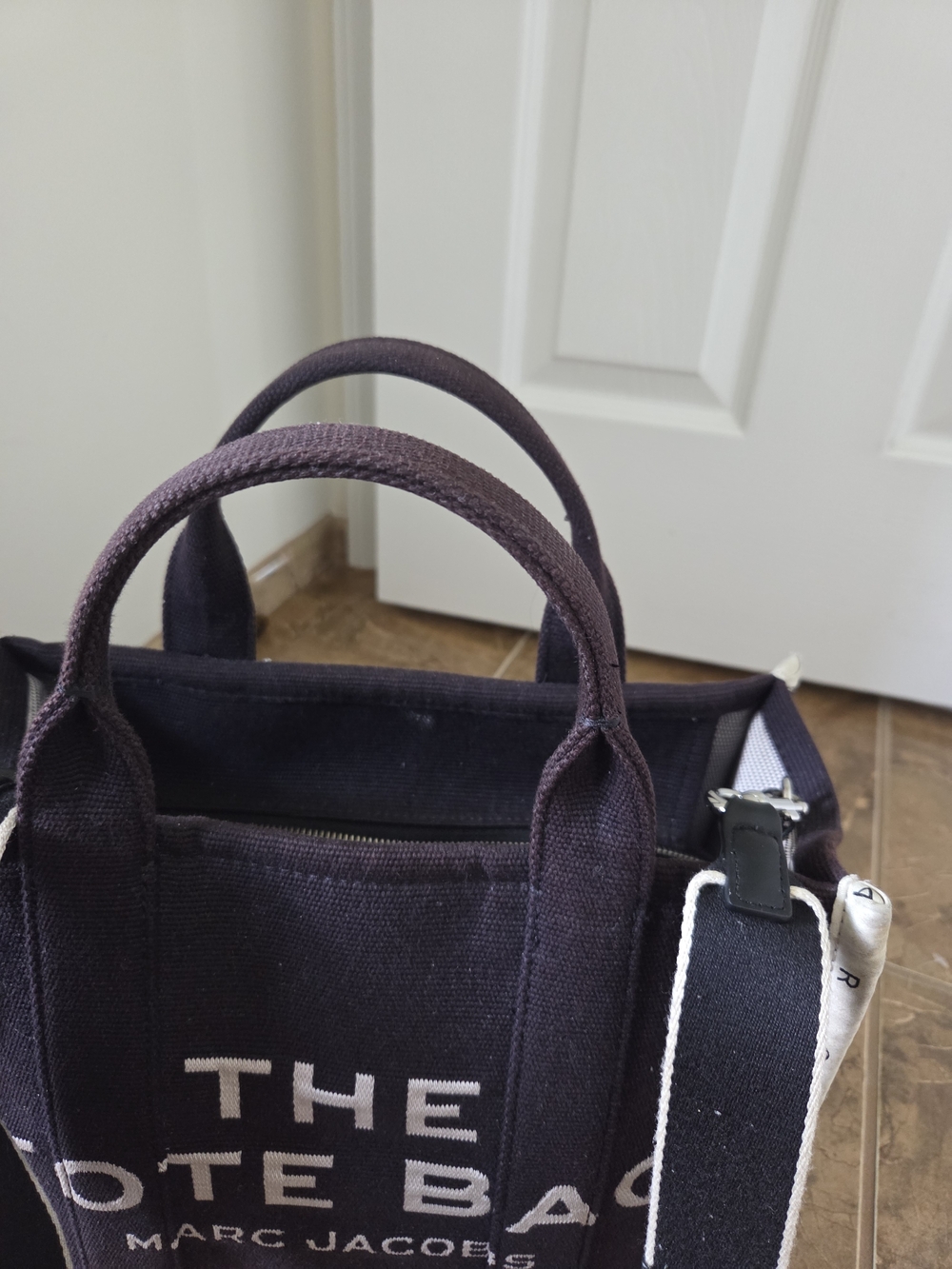 Marc Jacobs Black Canvas 'The Tote Bag' with White Logo - Picture 5 of 5